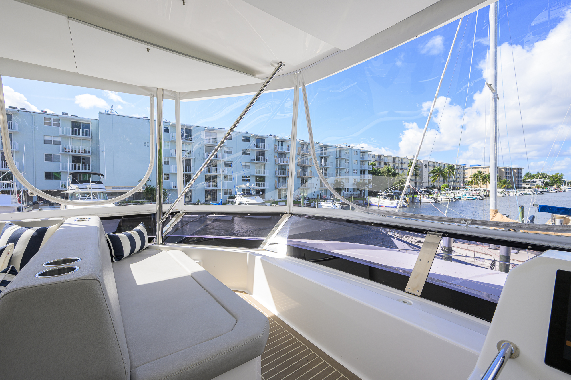 Sheildmaiden yacht photo 19