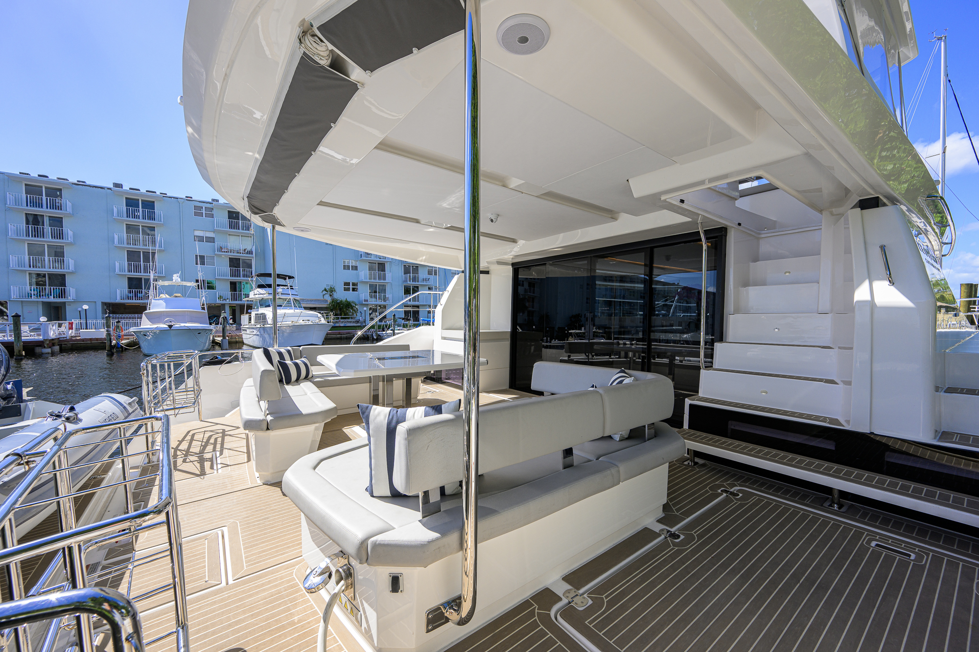 Sheildmaiden yacht photo 43