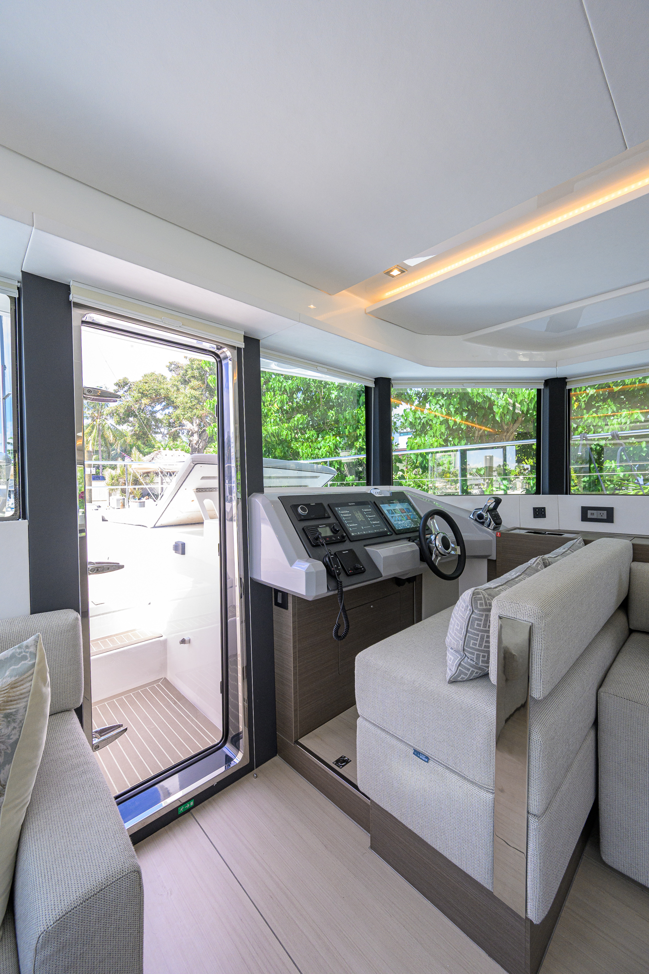 Sheildmaiden yacht photo 85