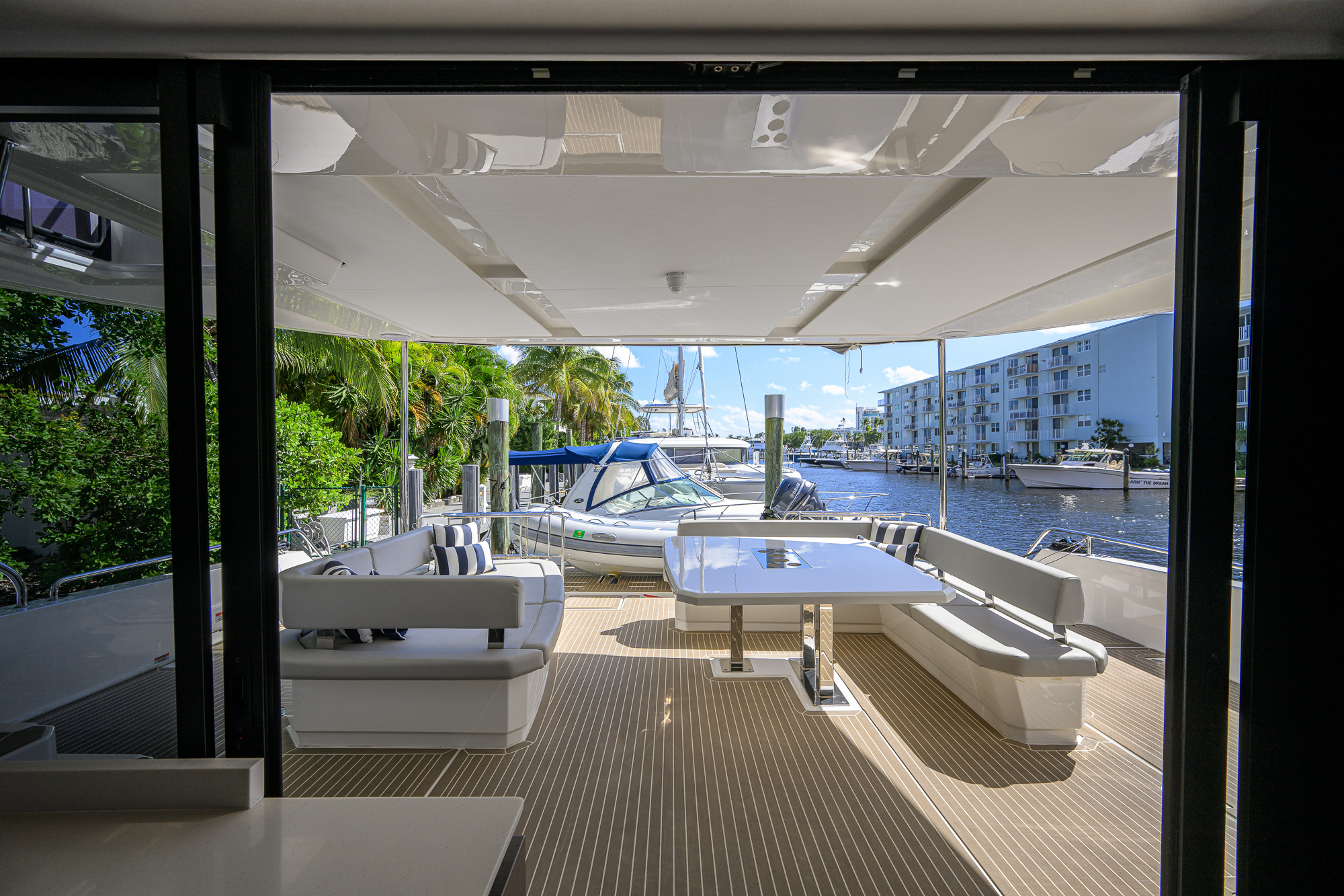 Sheildmaiden yacht photo 46