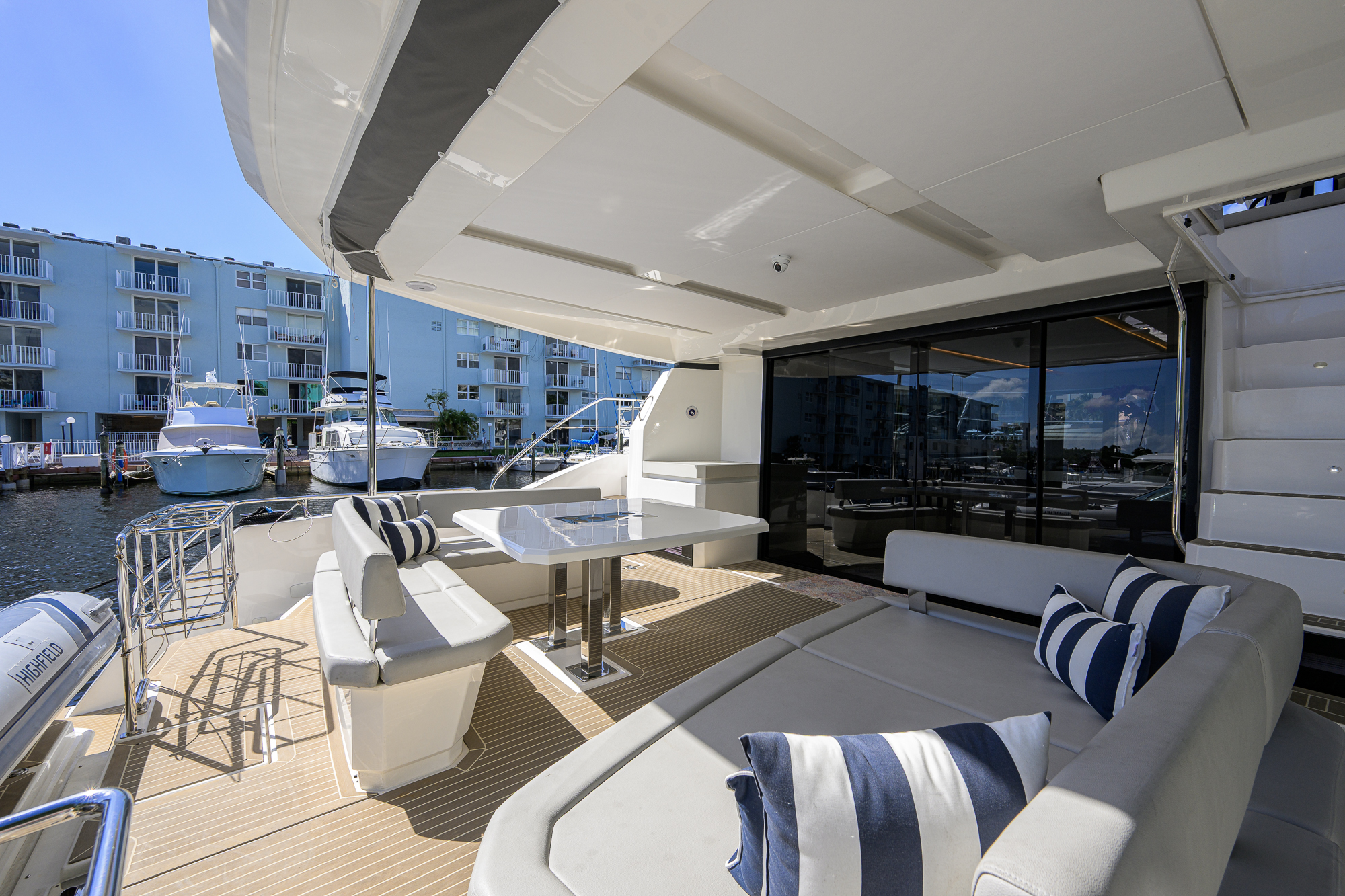 Sheildmaiden yacht photo 44