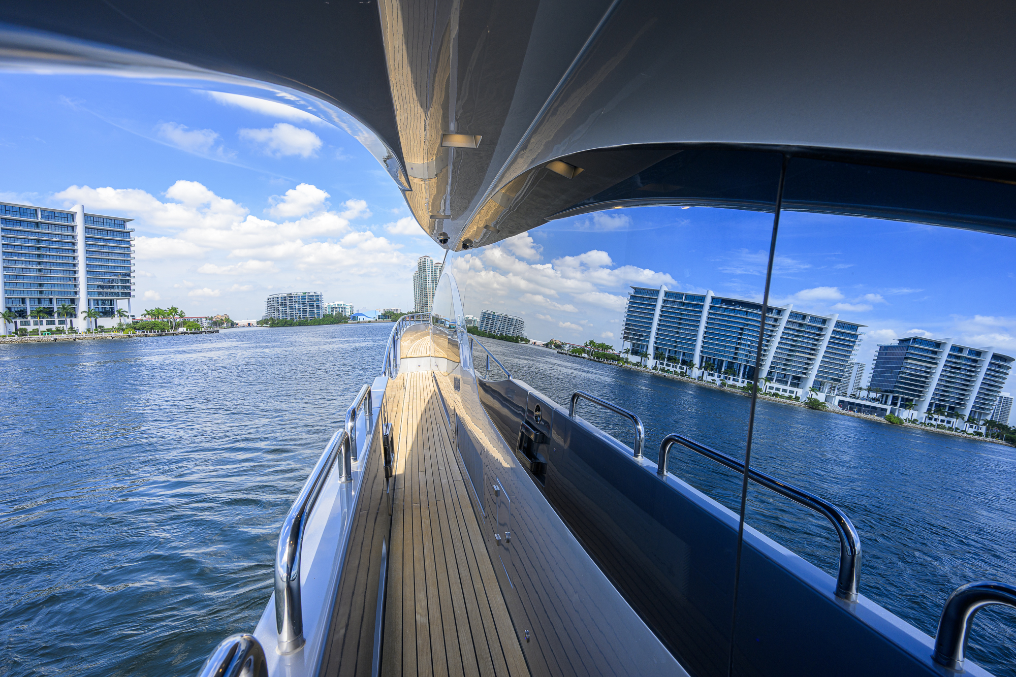 Beautiful M yacht photo 75