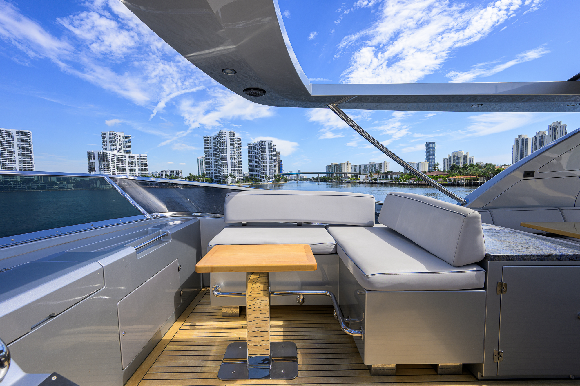 Beautiful M yacht photo 72