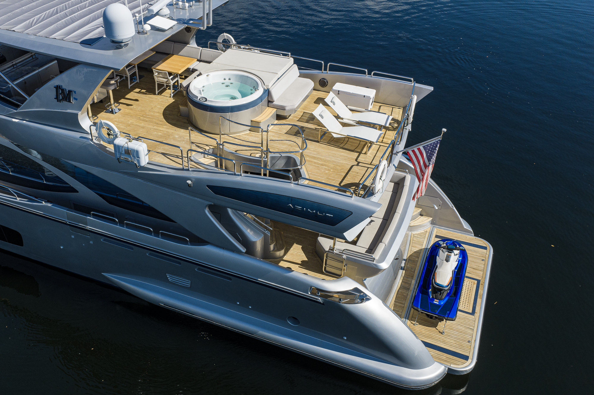 Beautiful M yacht photo 34