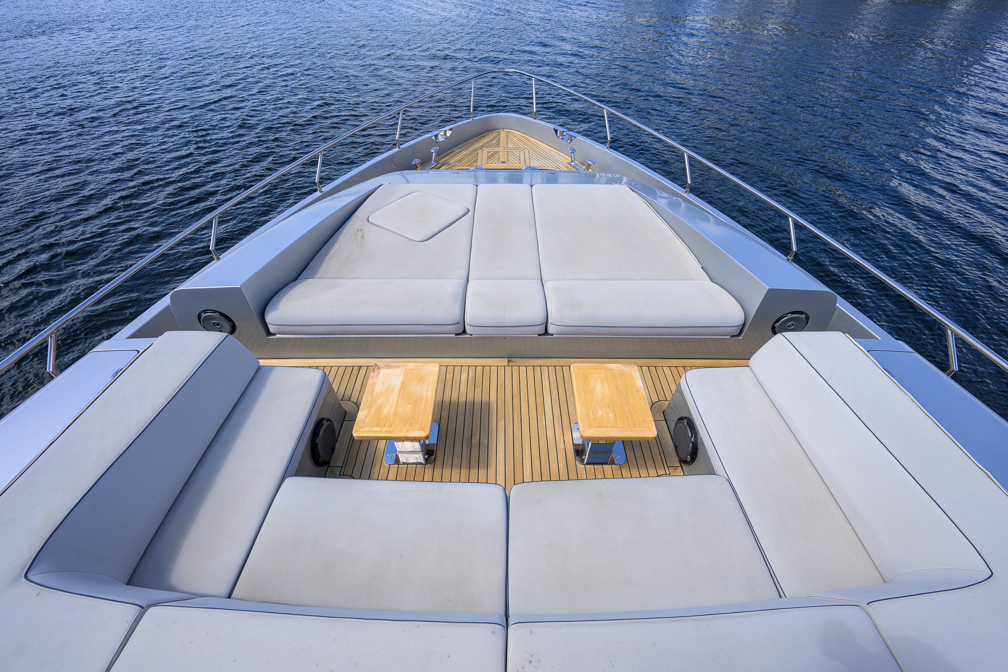 Beautiful M yacht photo 81