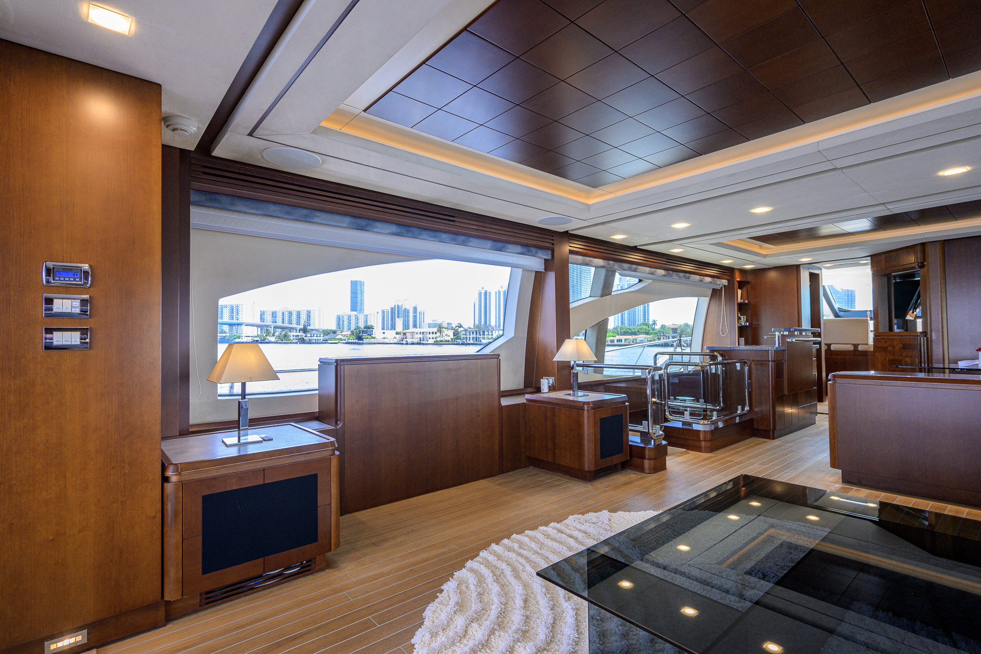 Beautiful M yacht photo 134