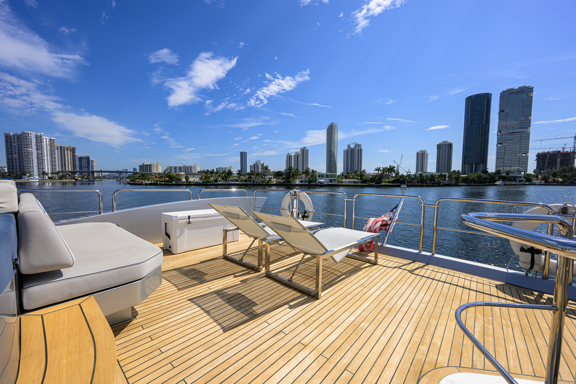Beautiful M yacht photo 43