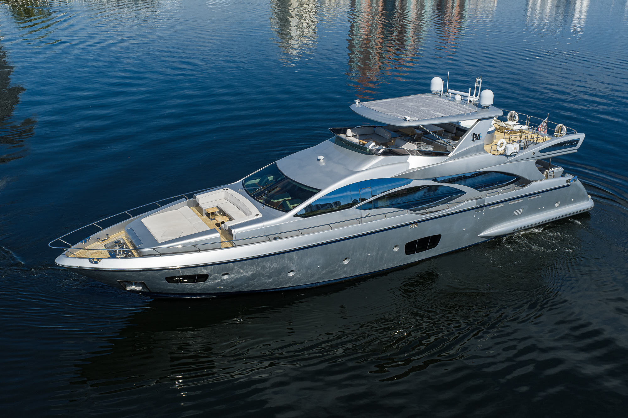 Beautiful M yacht photo 17