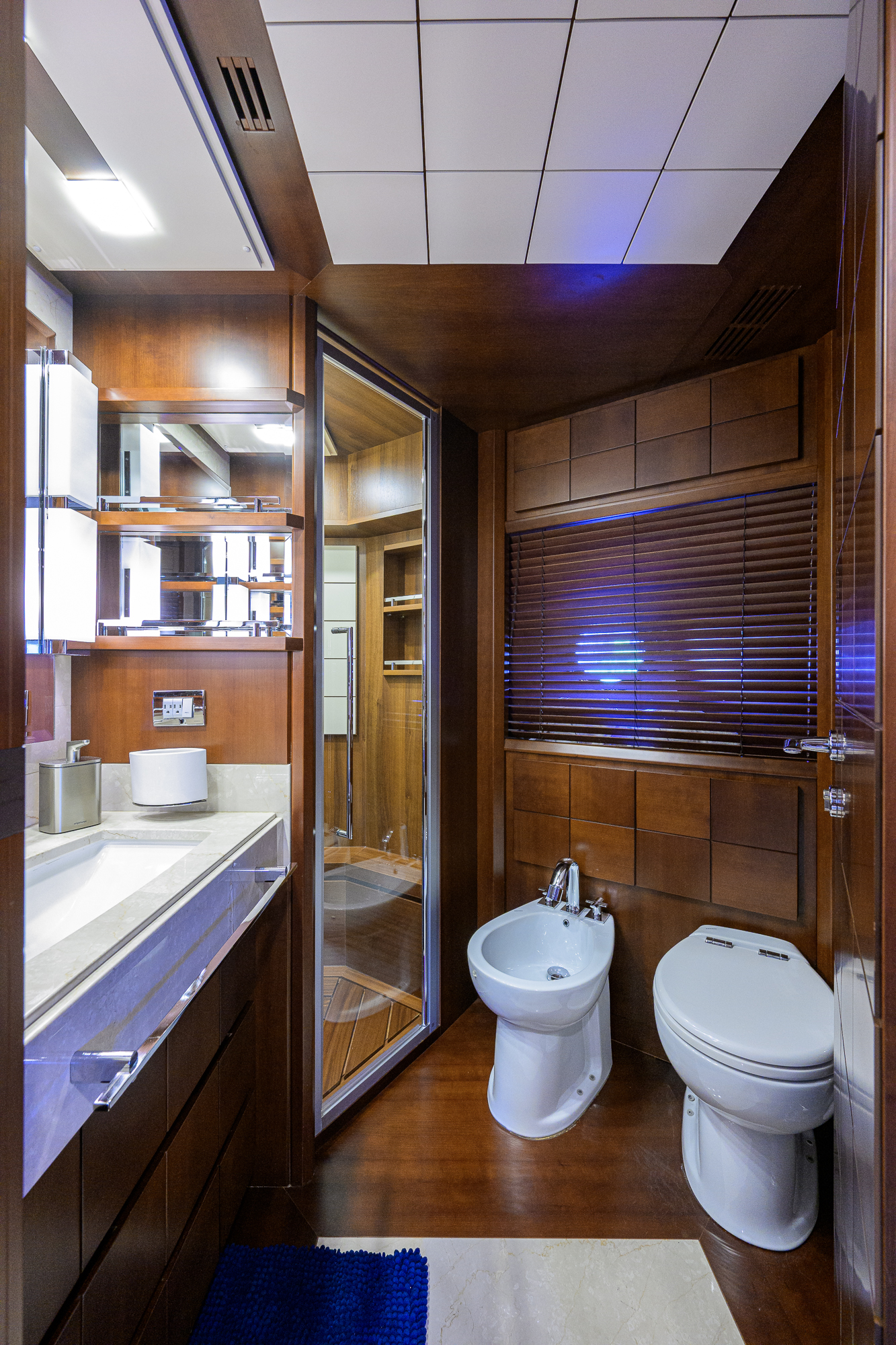 Beautiful M yacht photo 173