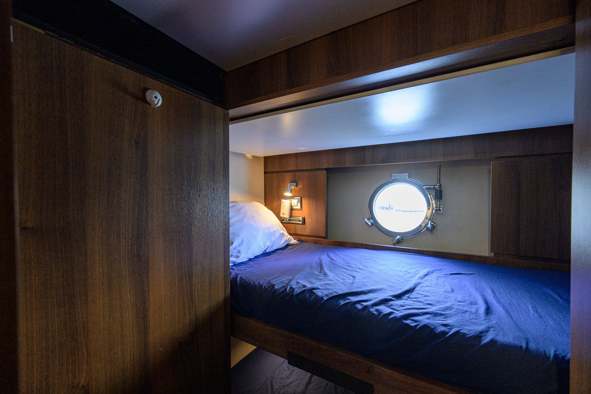 Beautiful M yacht photo 210