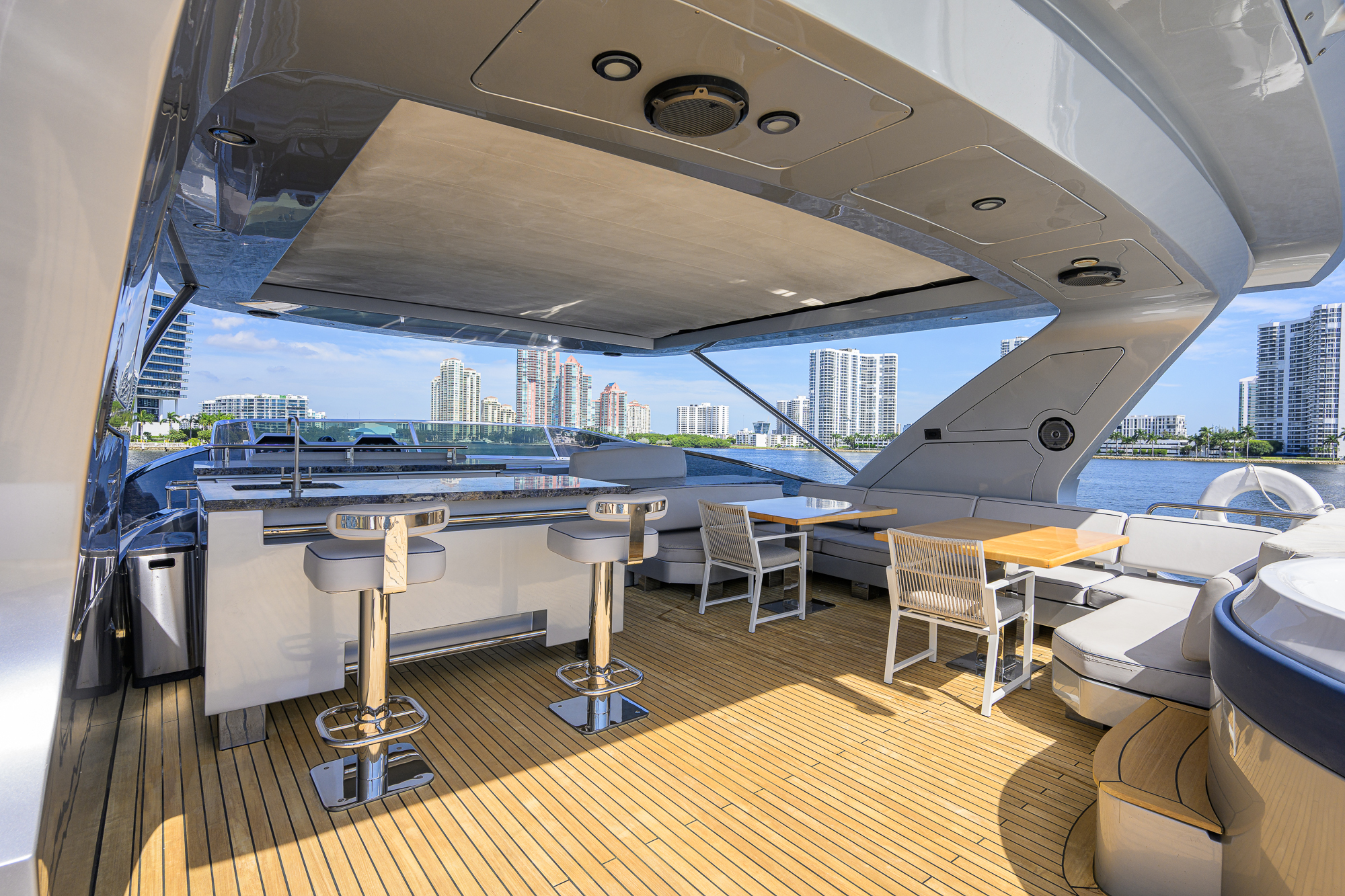 Beautiful M yacht photo 49