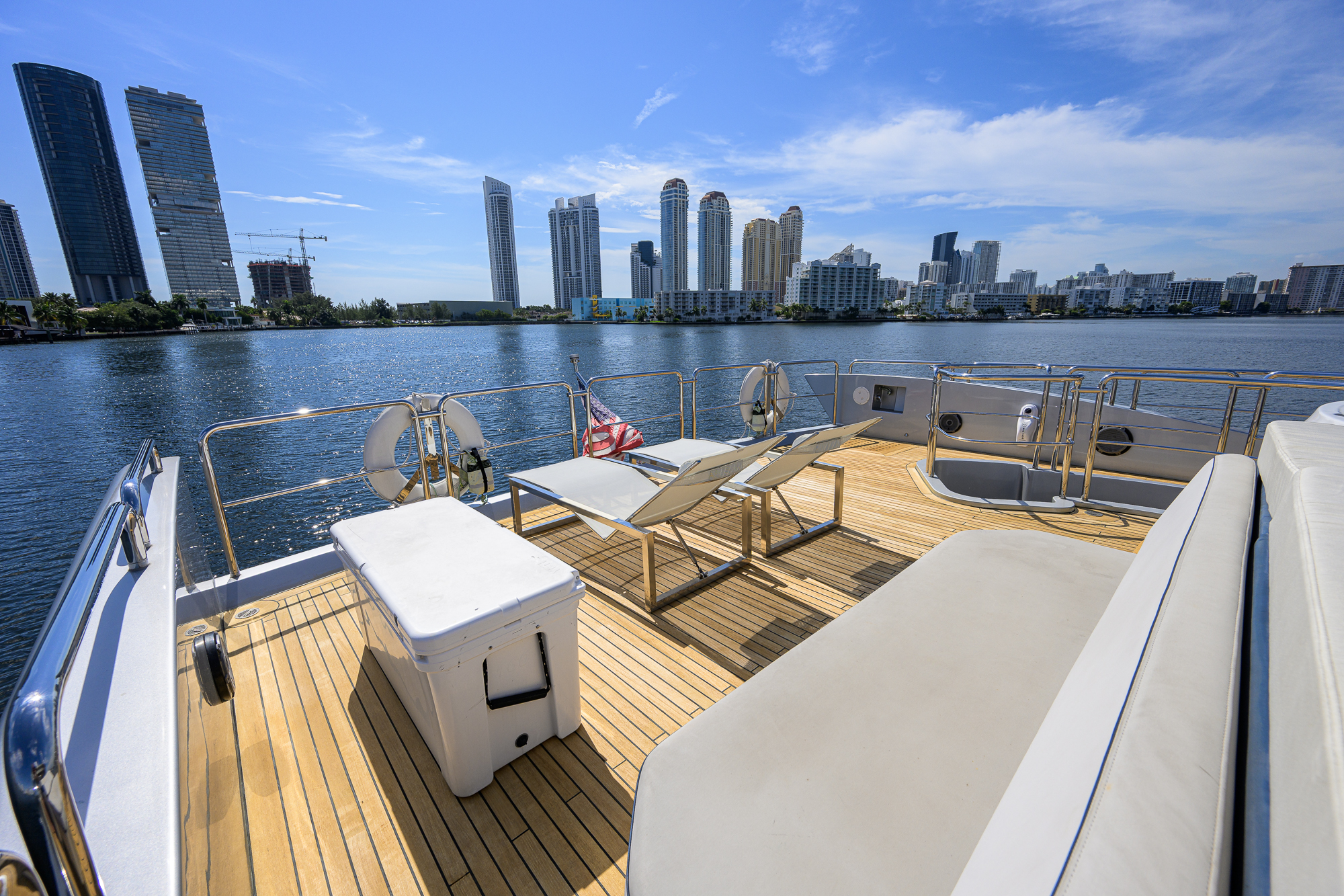 Beautiful M yacht photo 42