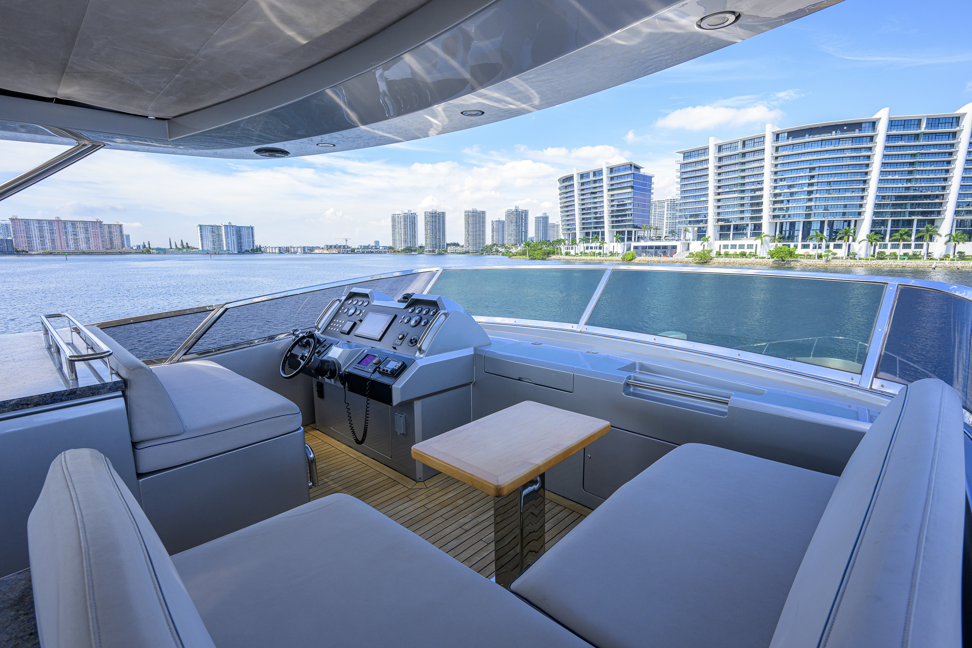 Beautiful M yacht photo 59