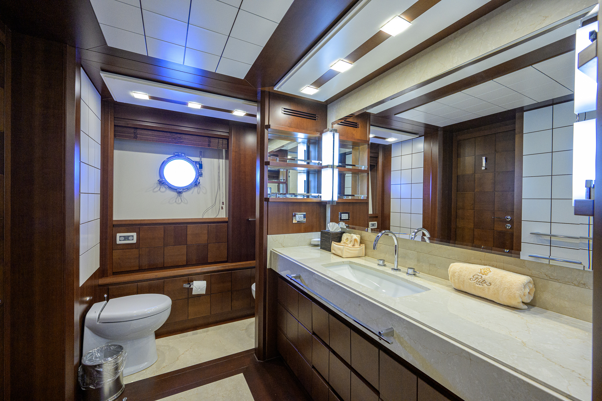 Beautiful M yacht photo 217