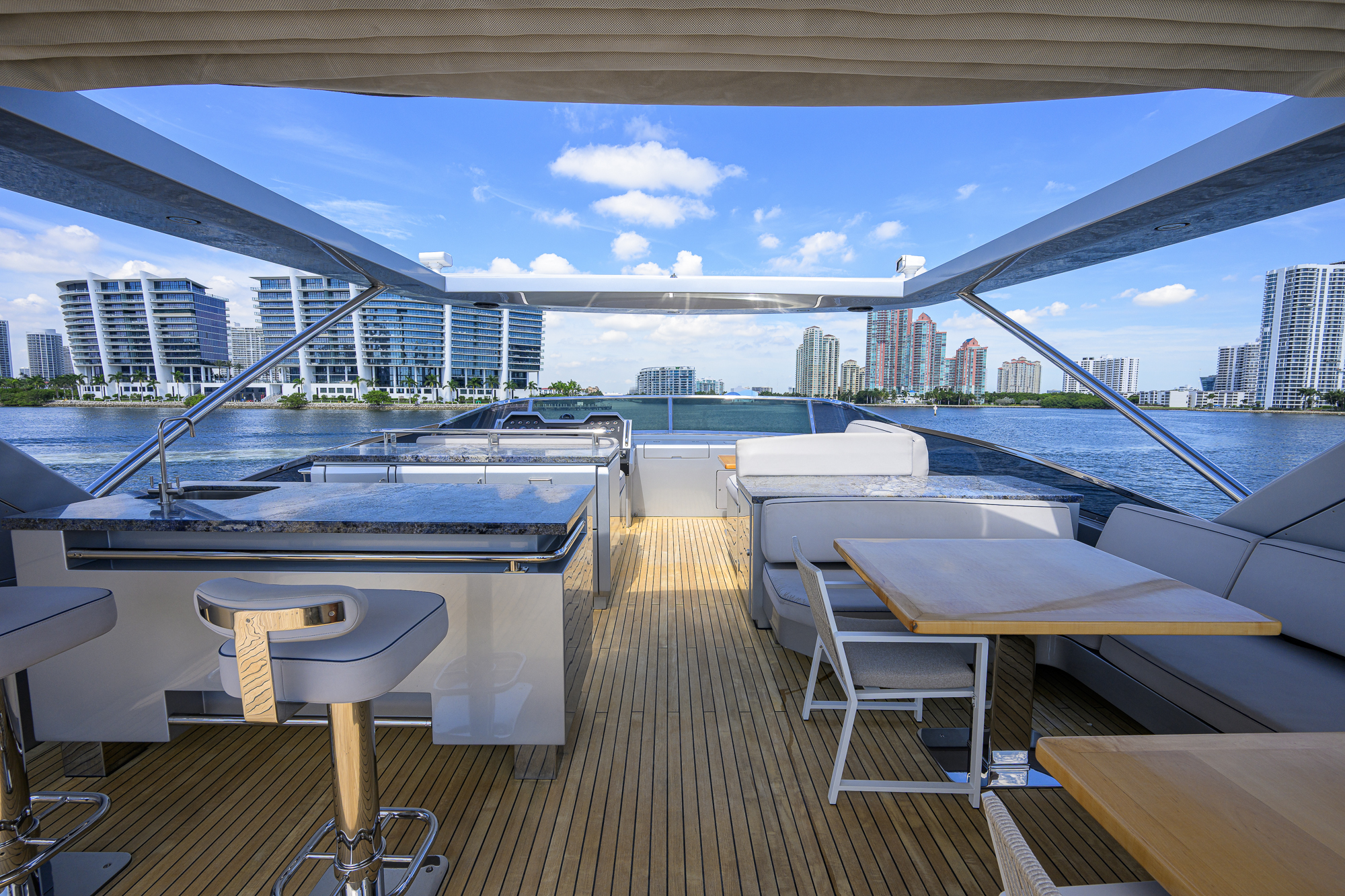 Beautiful M yacht photo 69