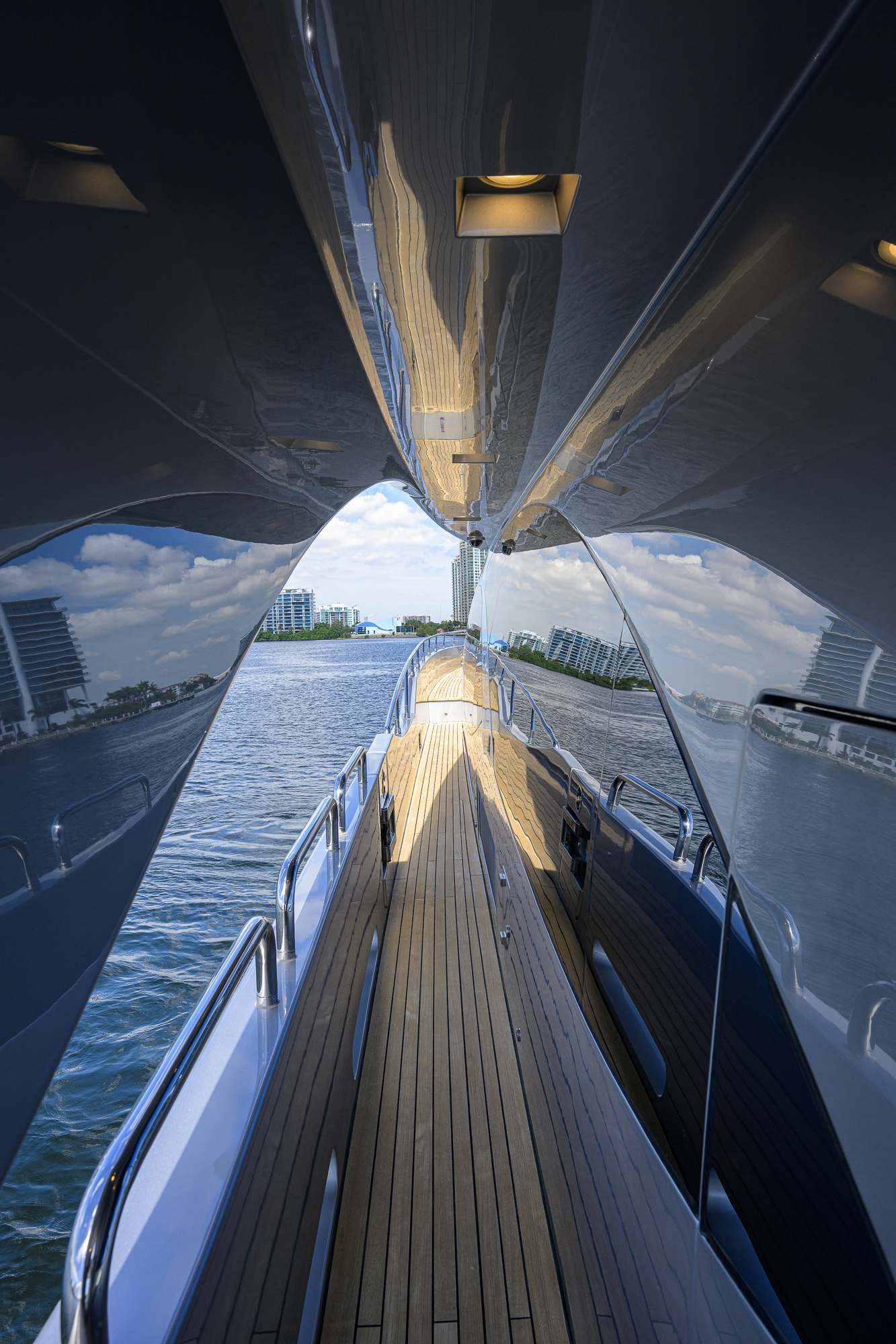 Beautiful M yacht photo 74