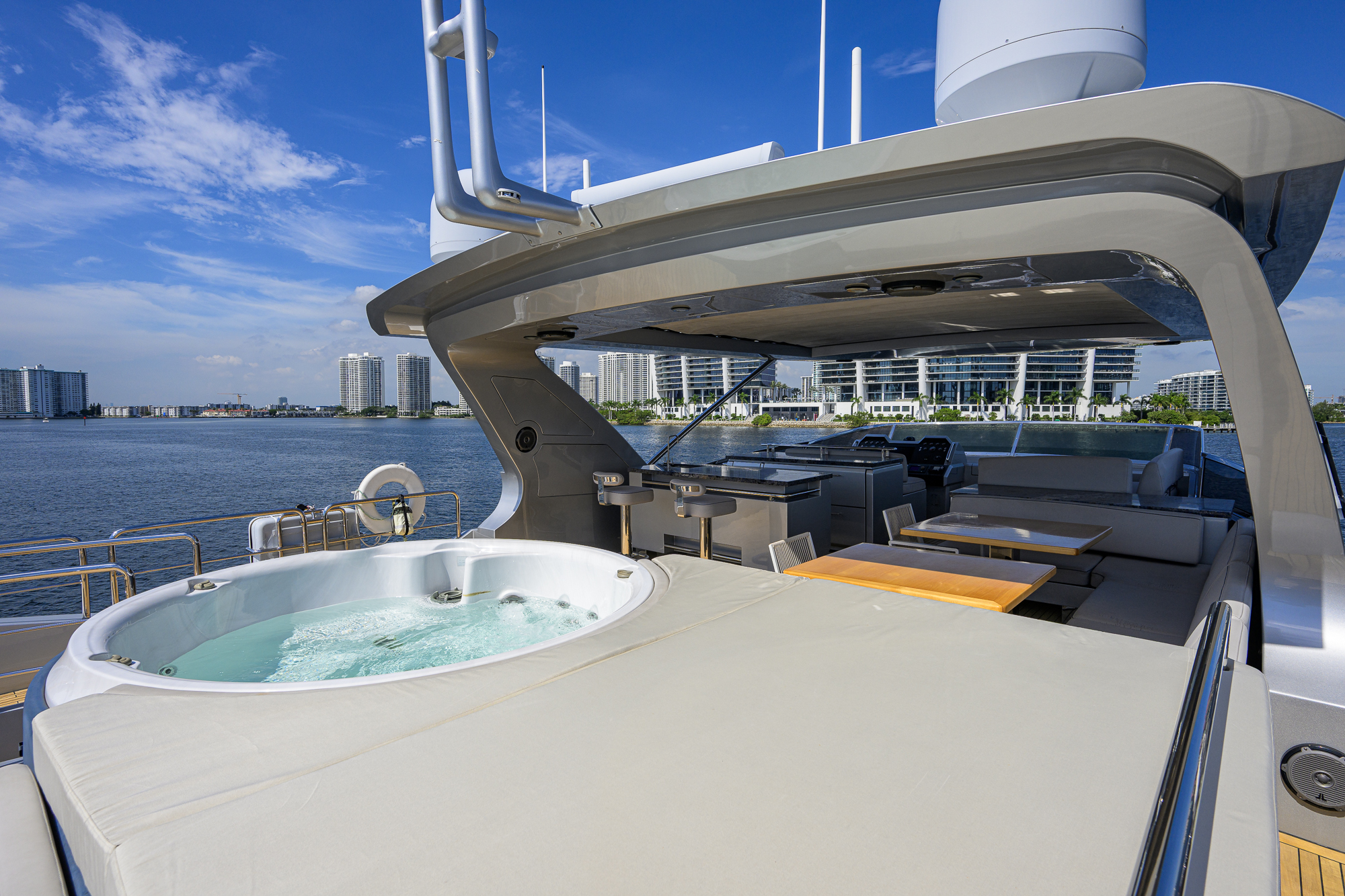 Beautiful M yacht photo 48