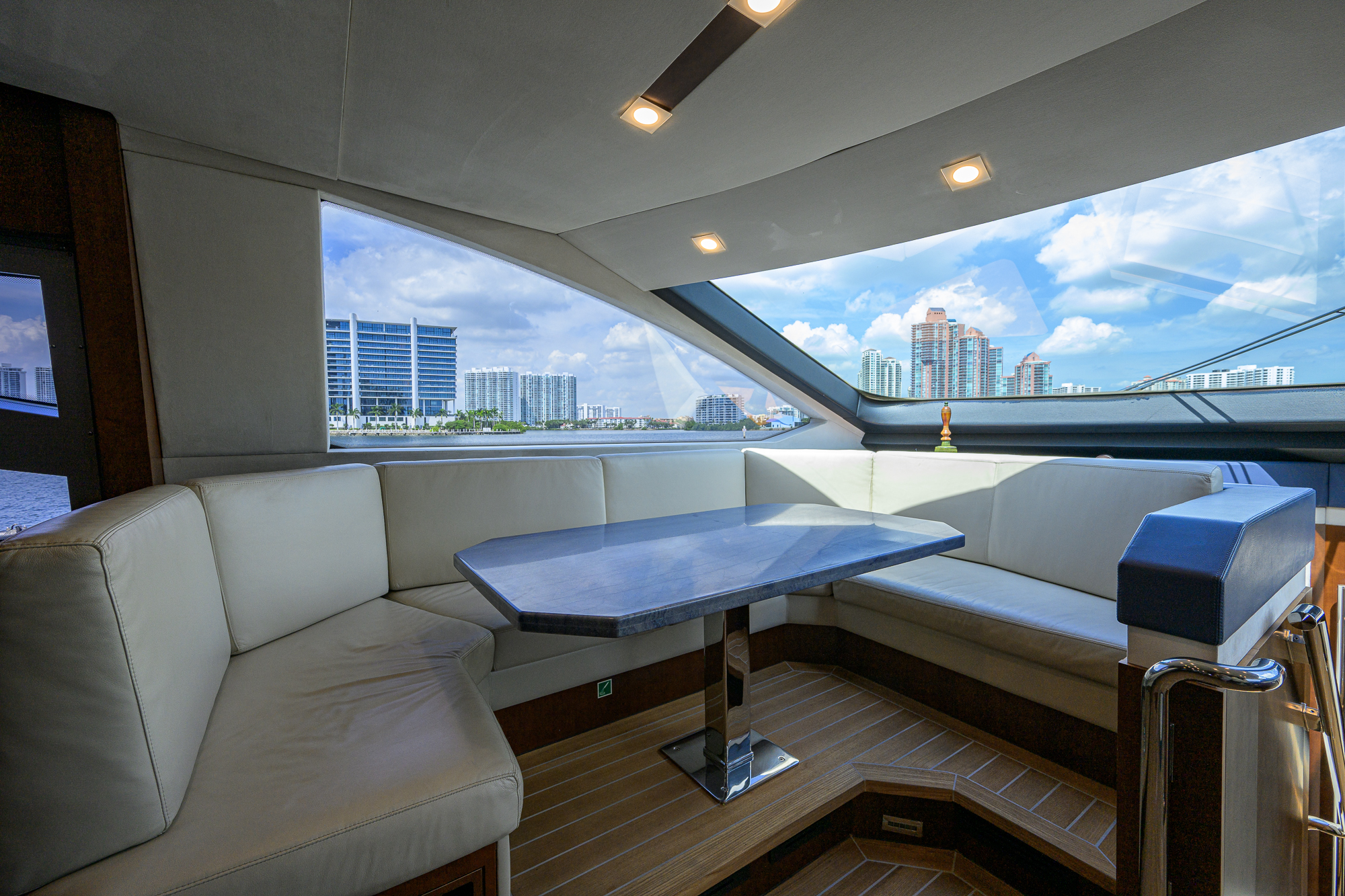 Beautiful M yacht photo 165