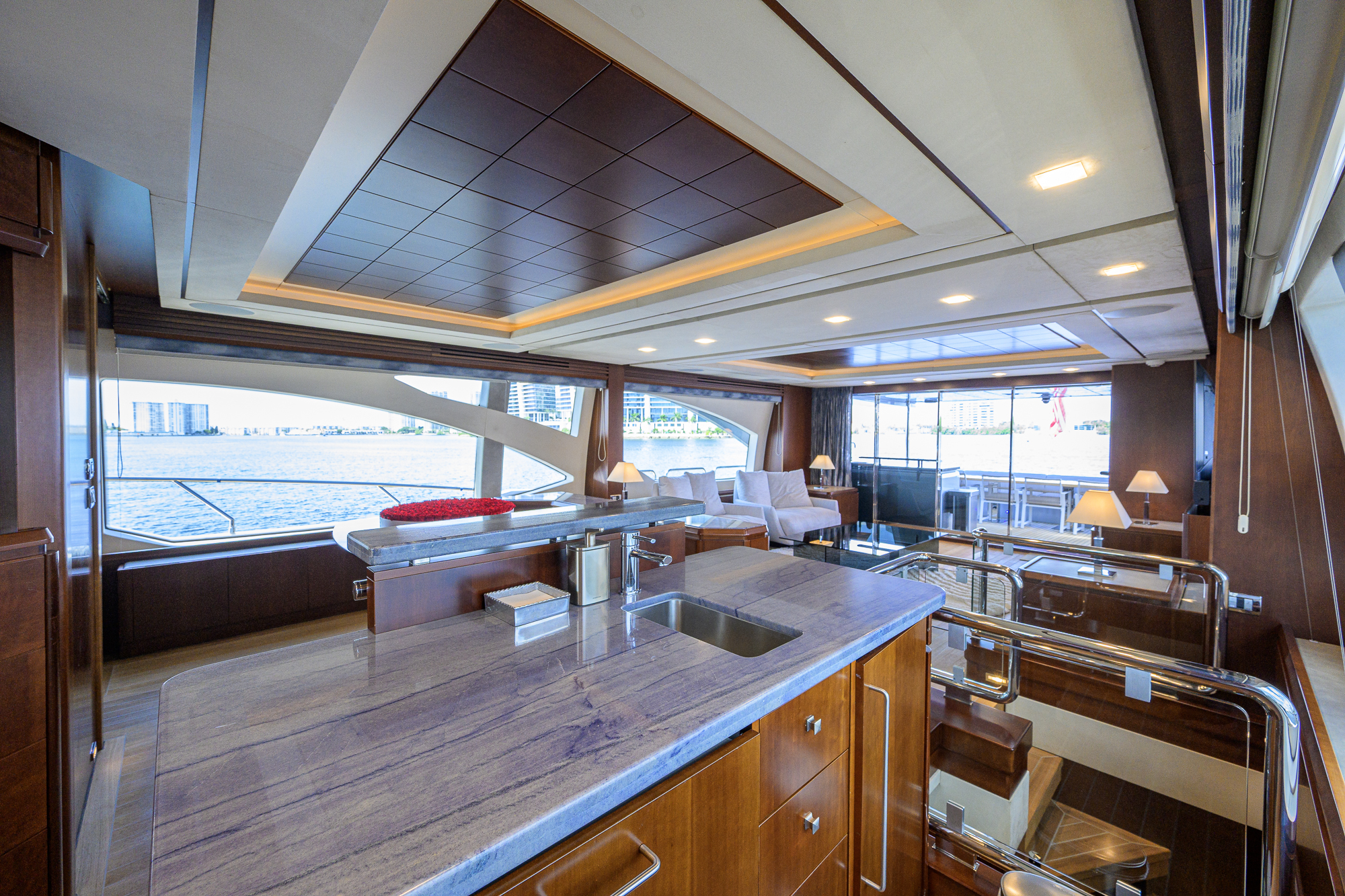 Beautiful M yacht photo 140