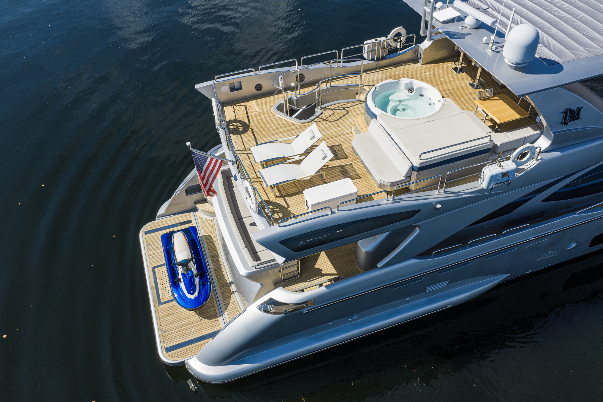 Beautiful M yacht photo 38