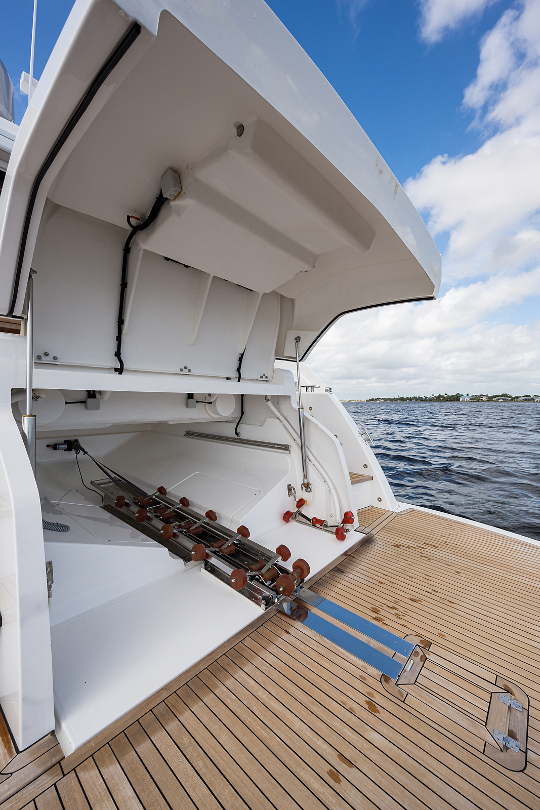 Above & Beyond yacht photo 105