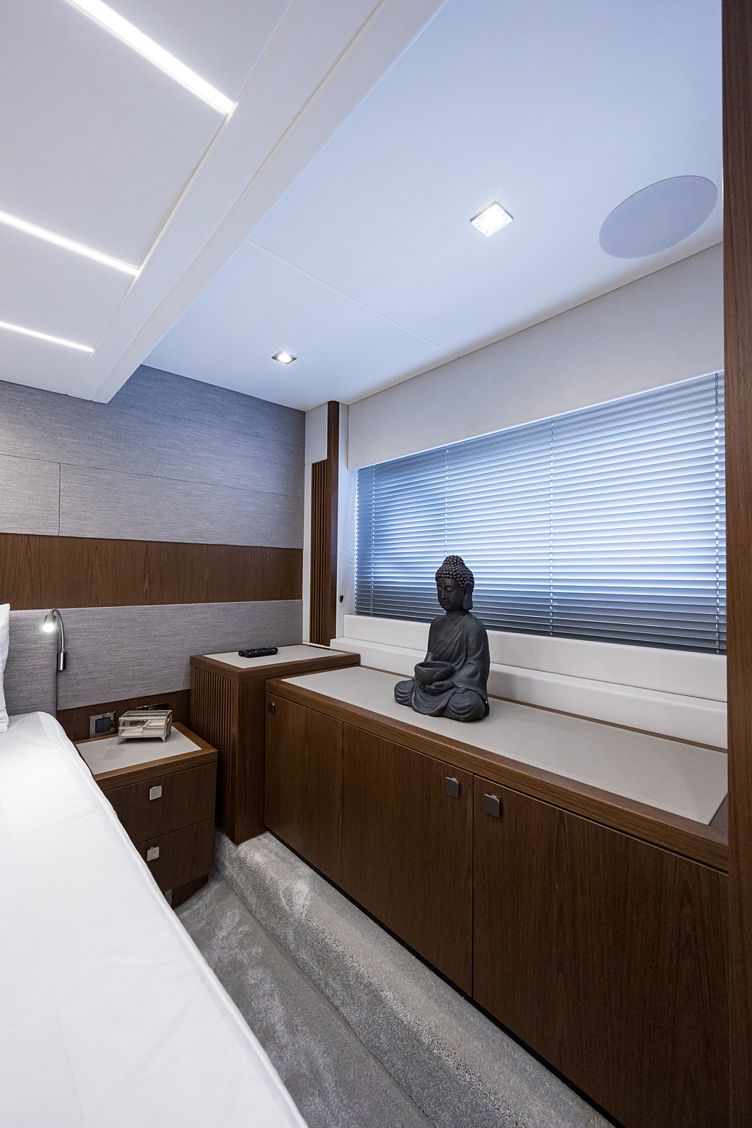 Above & Beyond yacht photo 100