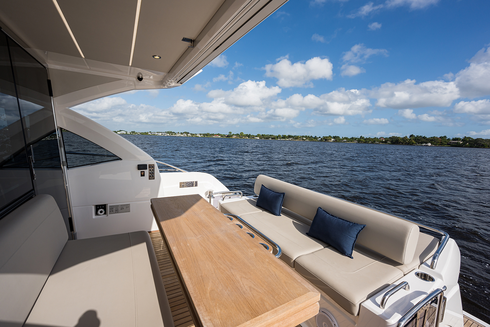 Above & Beyond yacht photo 40