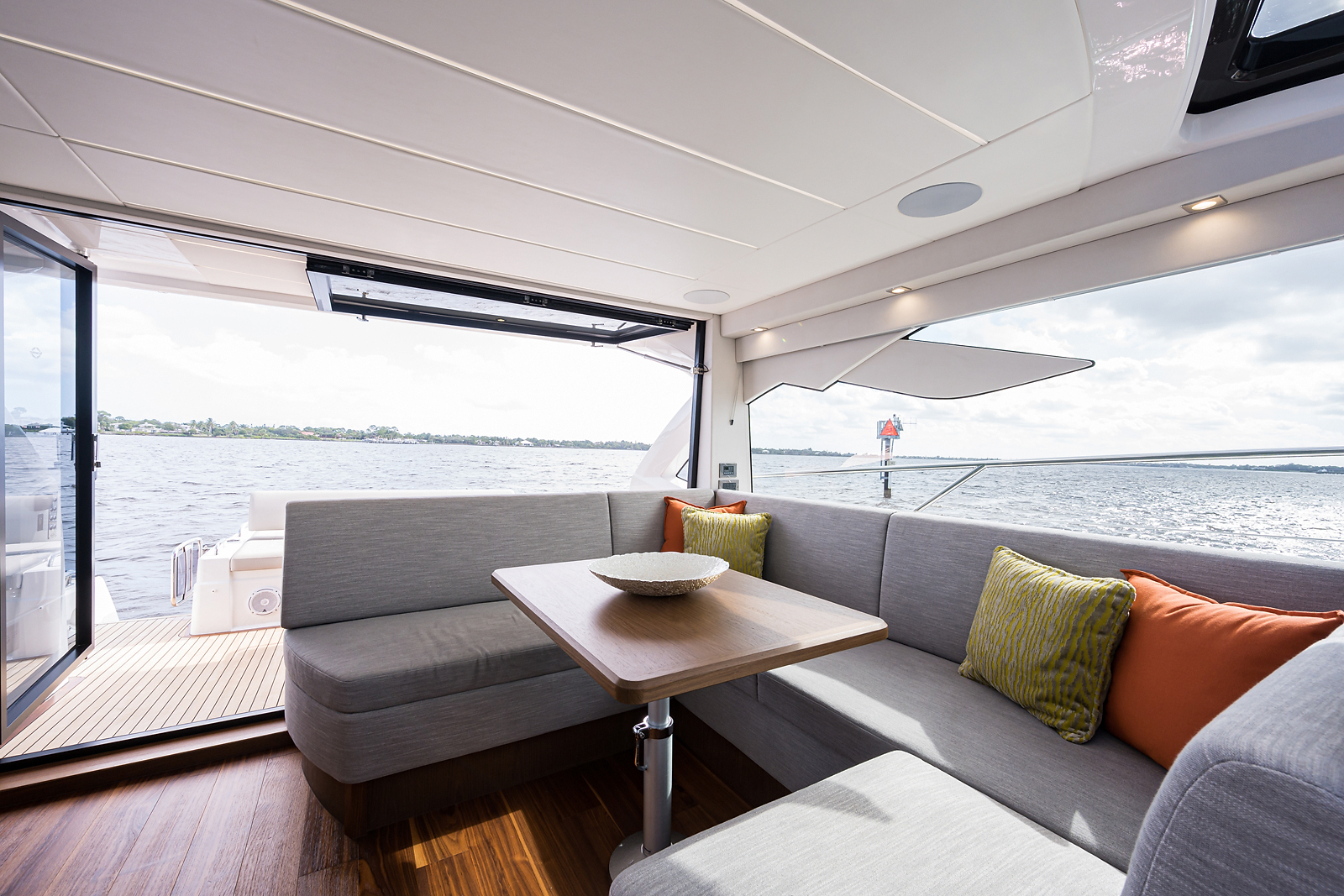 Above & Beyond yacht photo 67