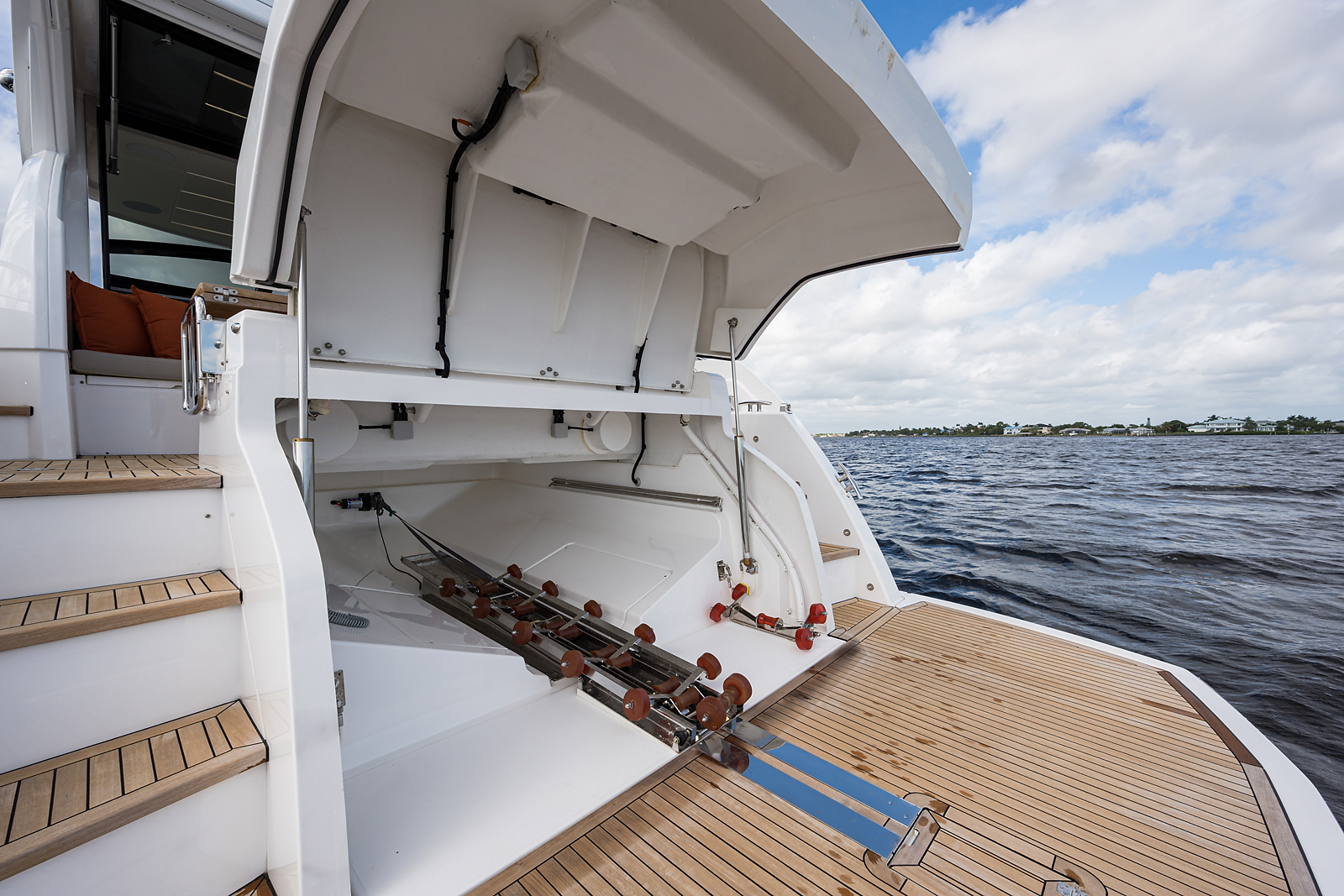 Above & Beyond yacht photo 104