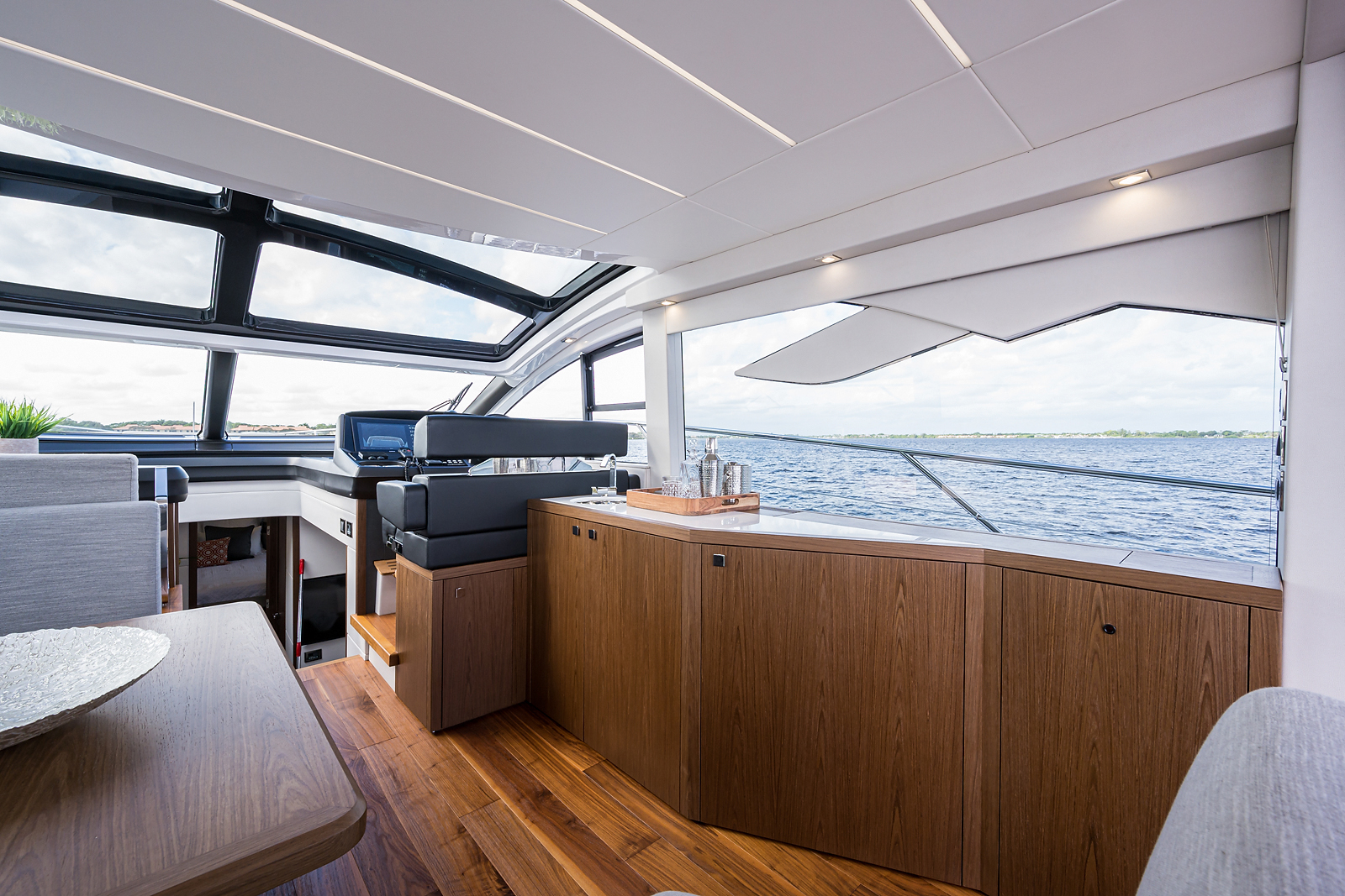 Above & Beyond yacht photo 72