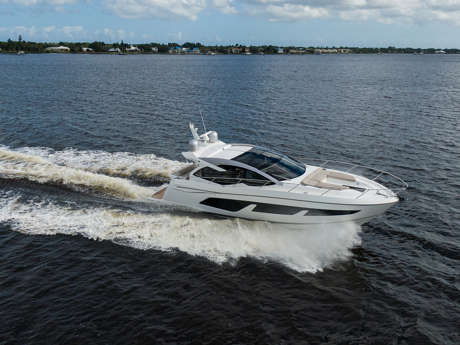 Above & Beyond yacht photo 1