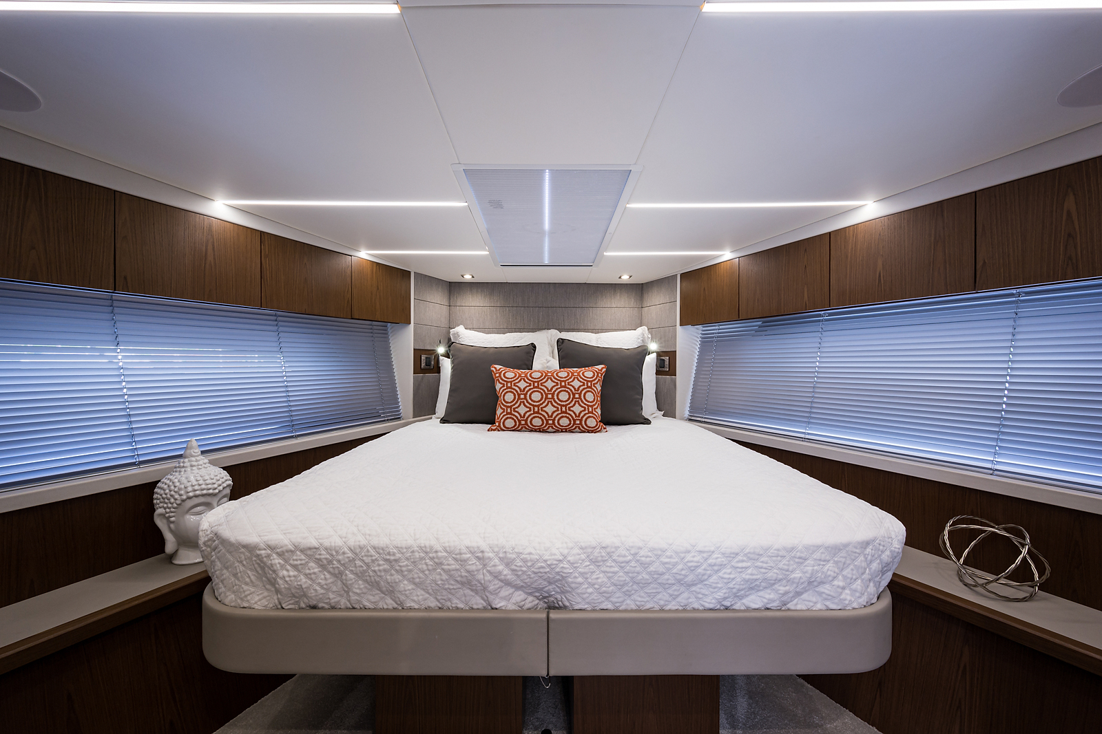 Above & Beyond yacht photo 89