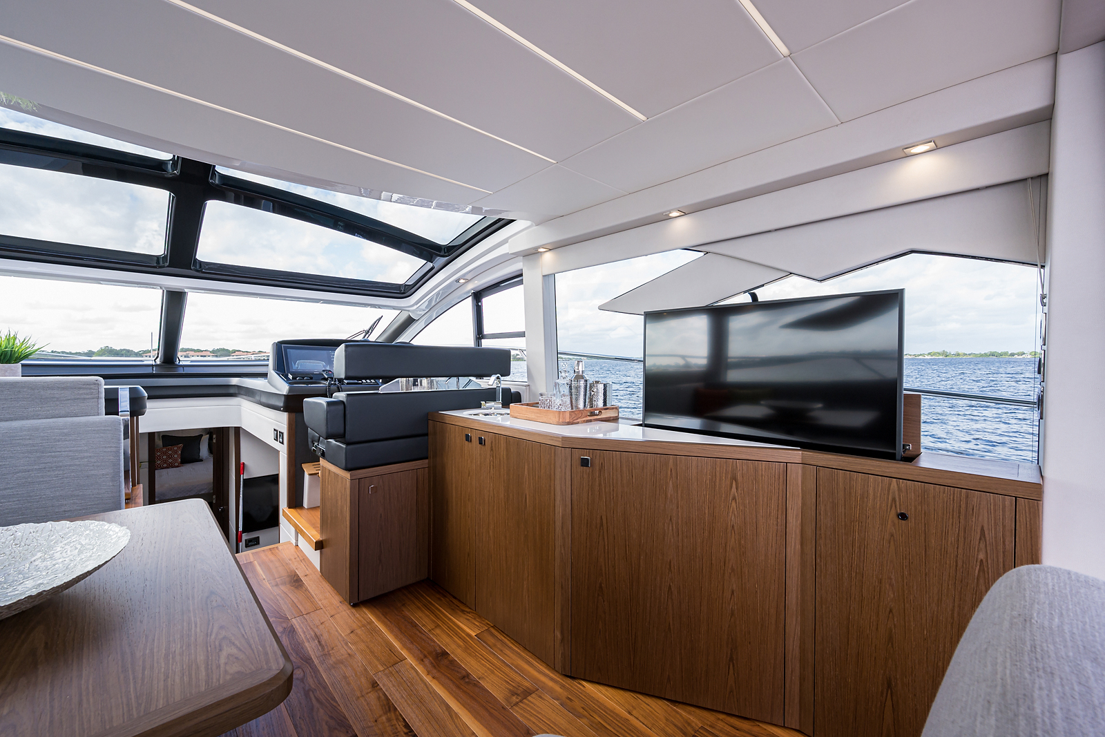 Above & Beyond yacht photo 71