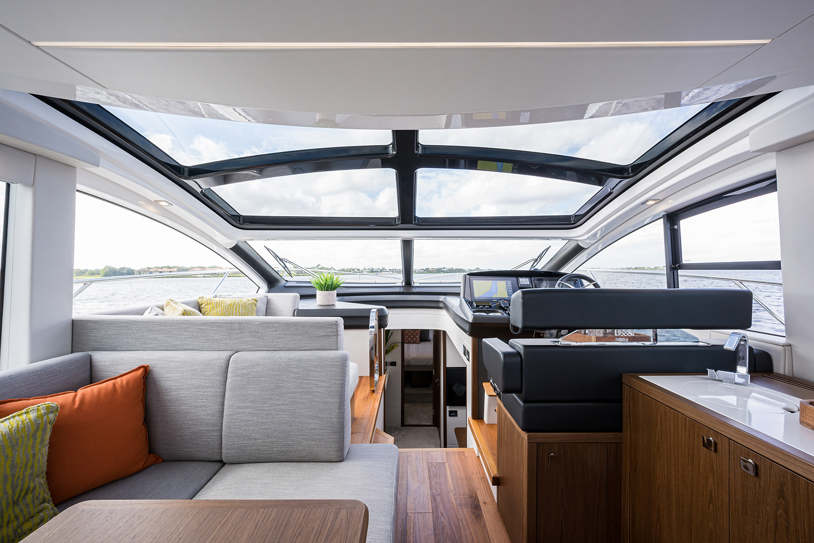 Above & Beyond yacht photo 73