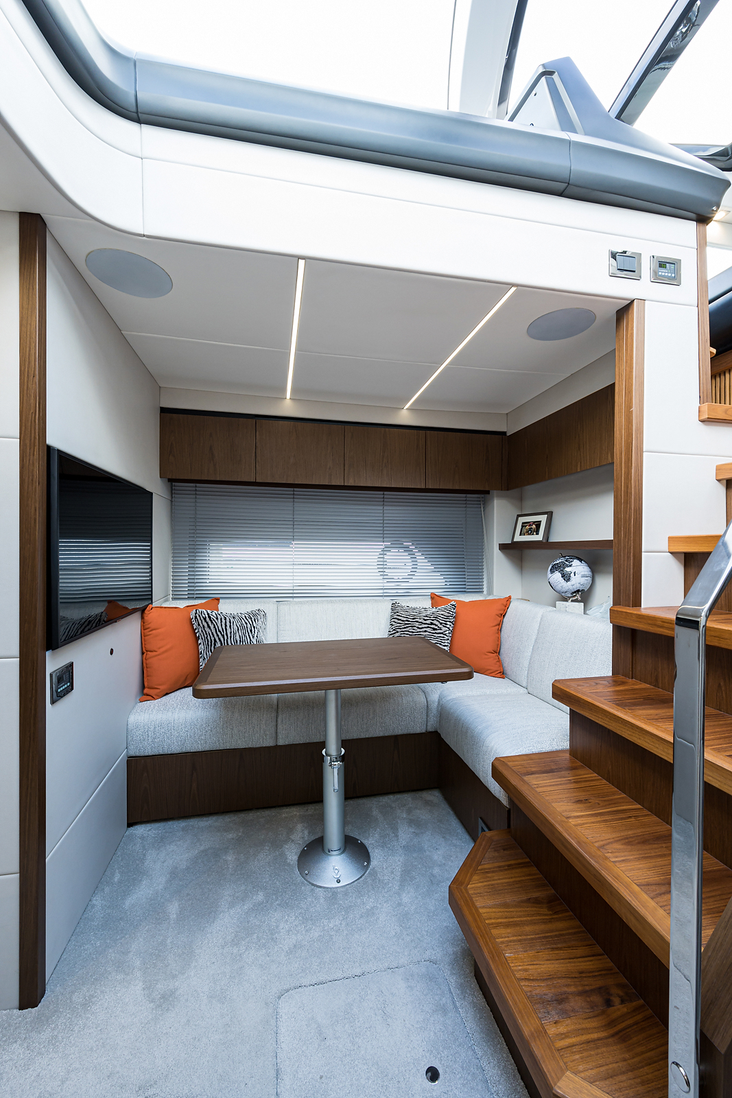 Above & Beyond yacht photo 60
