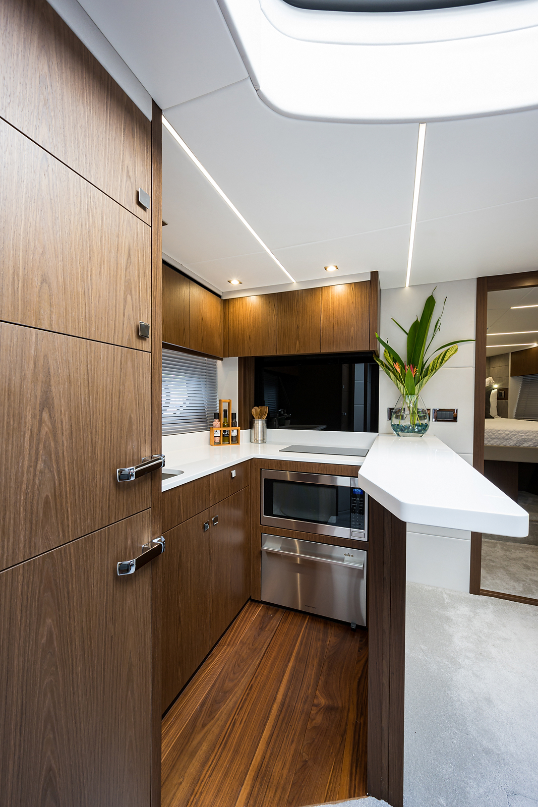 Above & Beyond yacht photo 81