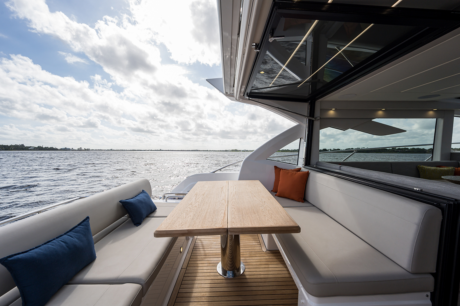 Above & Beyond yacht photo 42