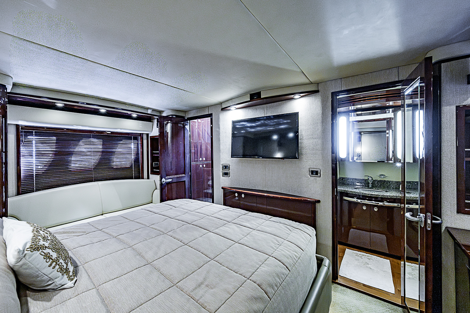 Serendipity yacht photo 67