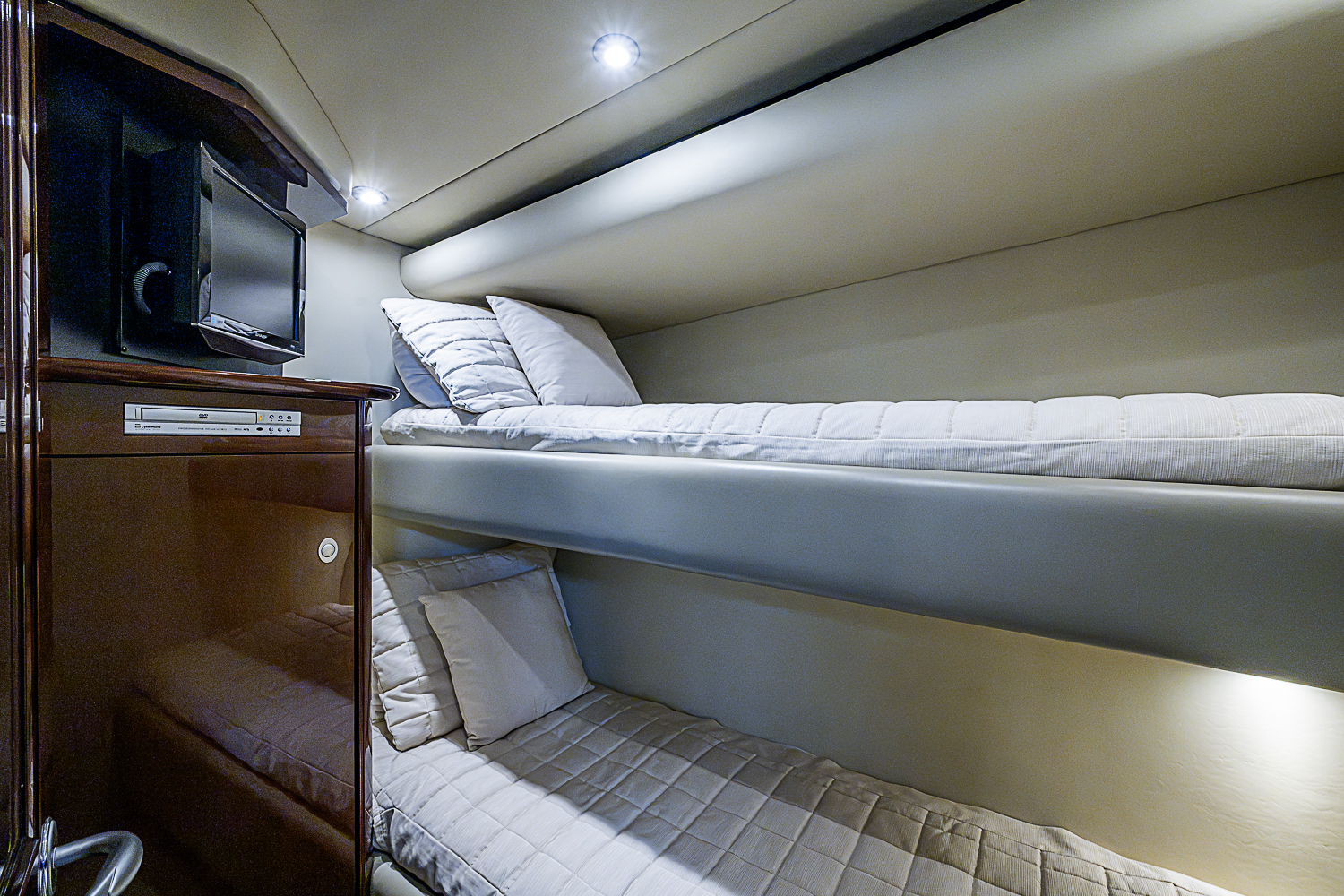 Serendipity yacht photo 63