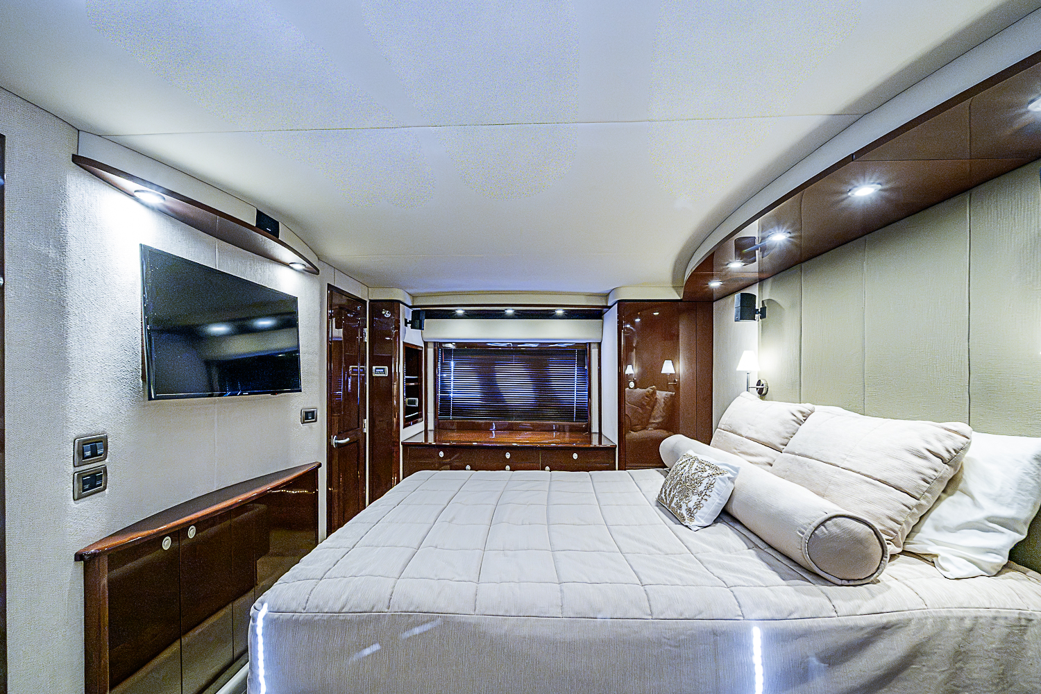 Serendipity yacht photo 68