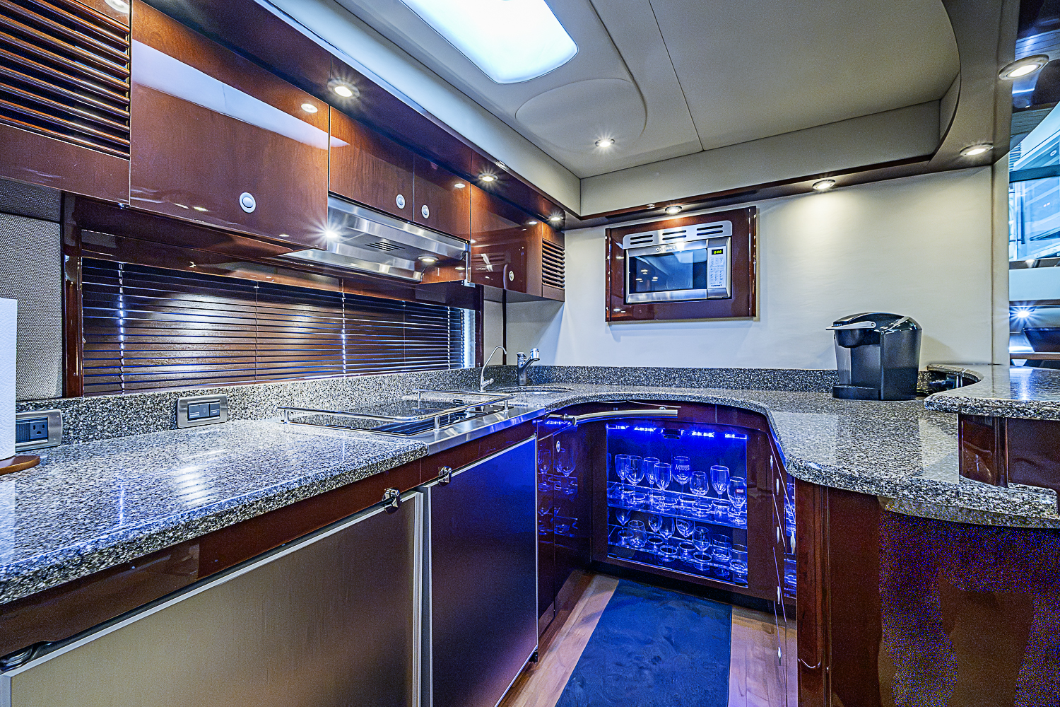 Serendipity yacht photo 41